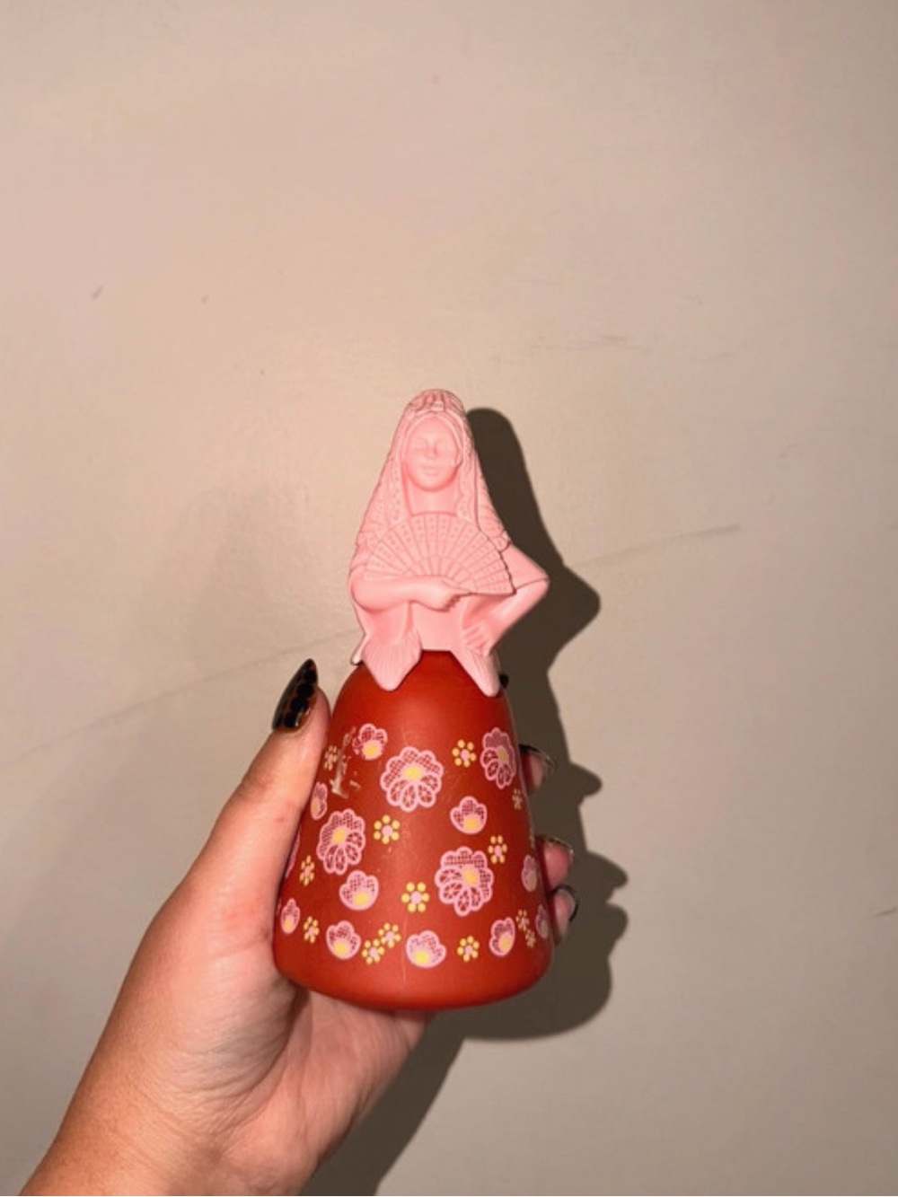 Avon Belles Of The World Vintage Perfume Bottle - Full